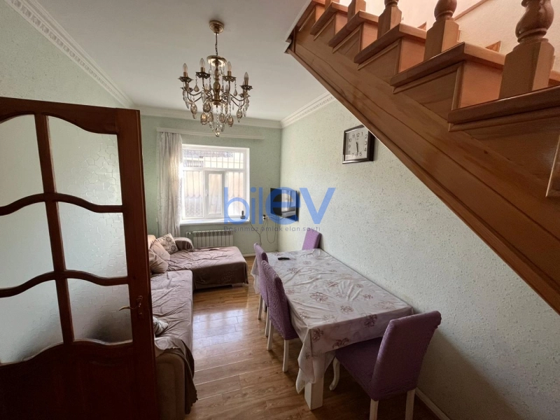 Satış 6 otaqlı Həyət evi  200m², Bakı