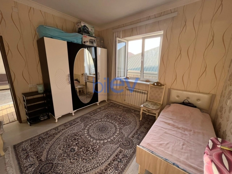 Satış 6 otaqlı Həyət evi  200m², Bakı