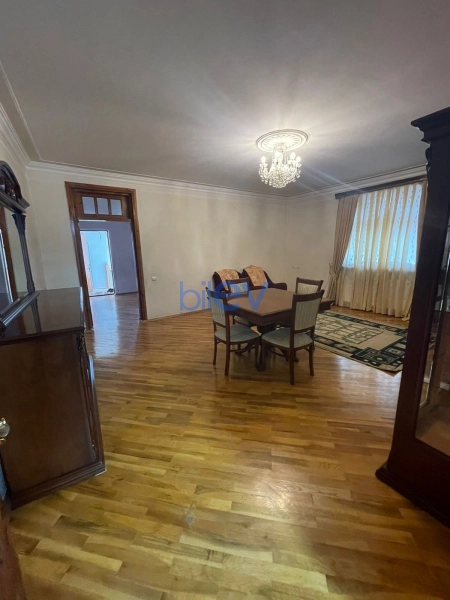 Aylıq Kirayə 4 otaqlı Həyət evi  100m², Bakı