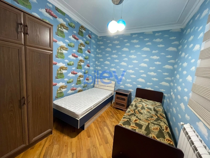 Aylıq Kirayə 4 otaqlı Həyət evi  100m², Bakı