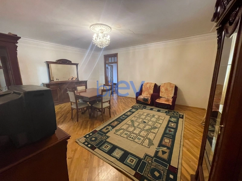 Aylıq Kirayə 4 otaqlı Həyət evi  100m², Bakı