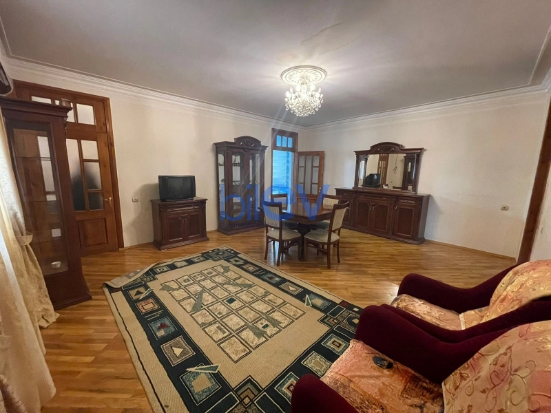 Aylıq Kirayə 4 otaqlı Həyət evi  100m², Bakı