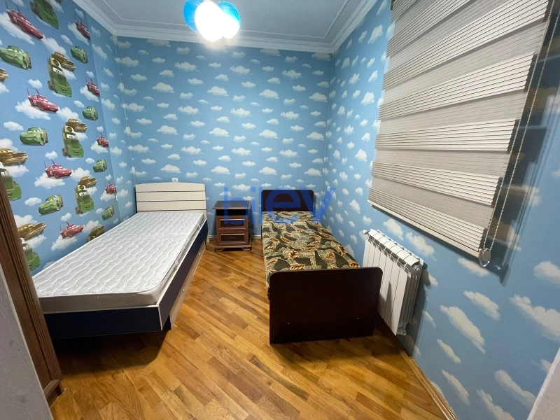 Aylıq Kirayə 4 otaqlı Həyət evi  100m², Bakı