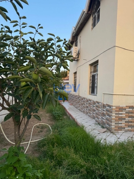 Satış 4 otaqlı Həyət evi  100m², Bakı