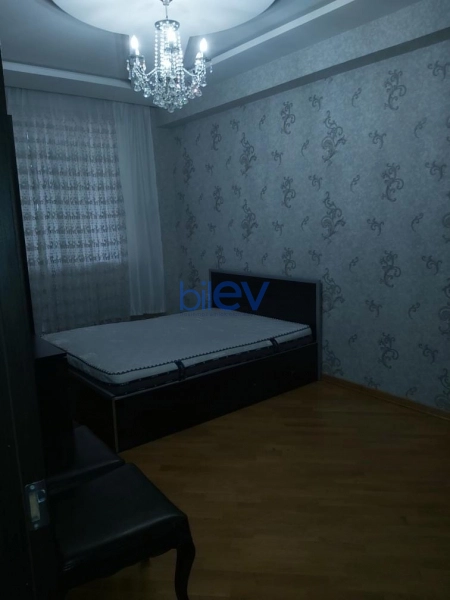 Aylıq Kirayə 3 otaqlı Yeni Tikili bina evi  98m², Bakı