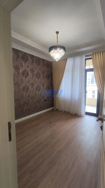 Satış 3 otaqlı Yeni Tikili bina evi  112m², Bakı