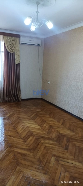 Aylıq Kirayə 1 otaqlı Köhnə Tikili bina evi  35m², Bakı