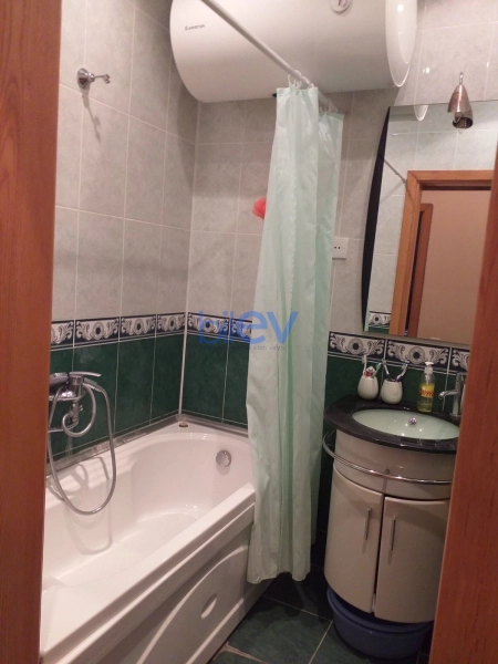 Aylıq Kirayə 2 otaqlı Yeni Tikili bina evi  76m², Bakı