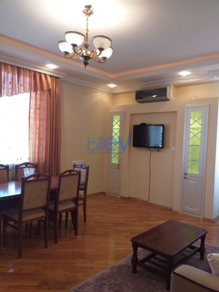Aylıq Kirayə 2 otaqlı Yeni Tikili bina evi  76m², Bakı