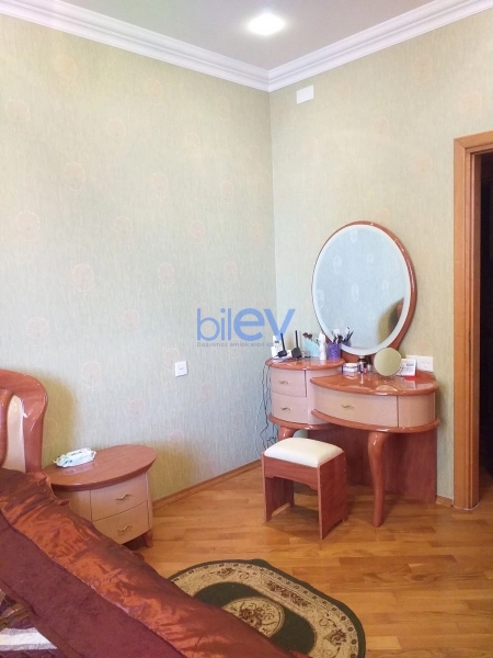Aylıq Kirayə 2 otaqlı Yeni Tikili bina evi  76m², Bakı