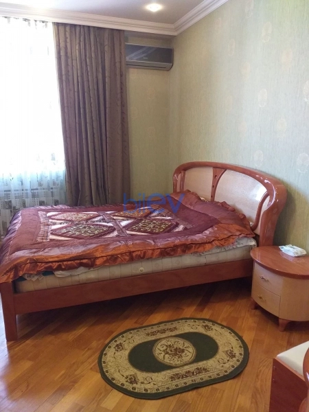 Aylıq Kirayə 2 otaqlı Yeni Tikili bina evi  76m², Bakı