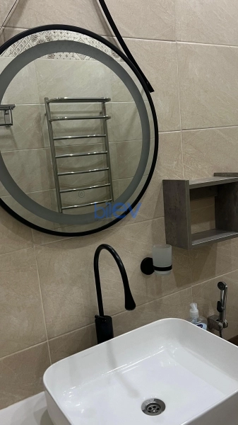 Aylıq Kirayə 2 otaqlı Yeni Tikili bina evi  82m², Bakı