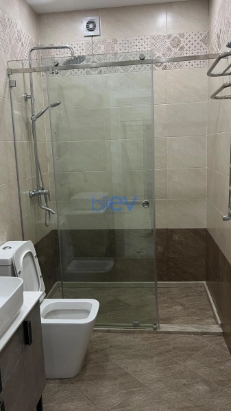 Aylıq Kirayə 2 otaqlı Yeni Tikili bina evi  82m², Bakı