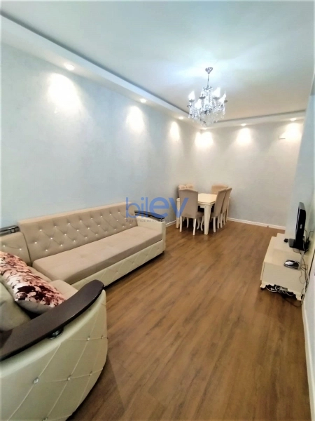 Aylıq Kirayə 2 otaqlı Yeni Tikili bina evi  82m², Bakı