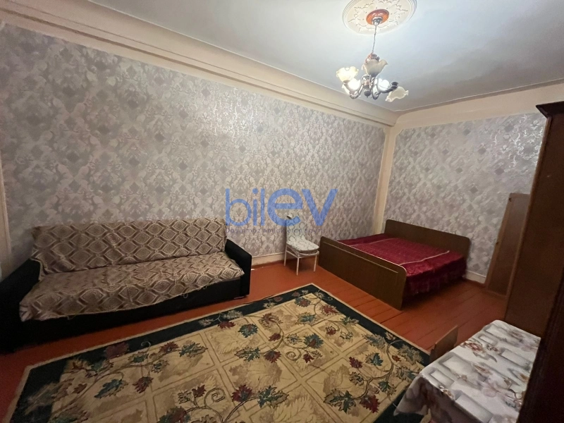 Aylıq Kirayə 4 otaqlı Köhnə Tikili bina evi  125m², Bakı