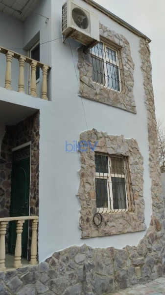 Satış 4 otaqlı Həyət evi  210m², Bakı