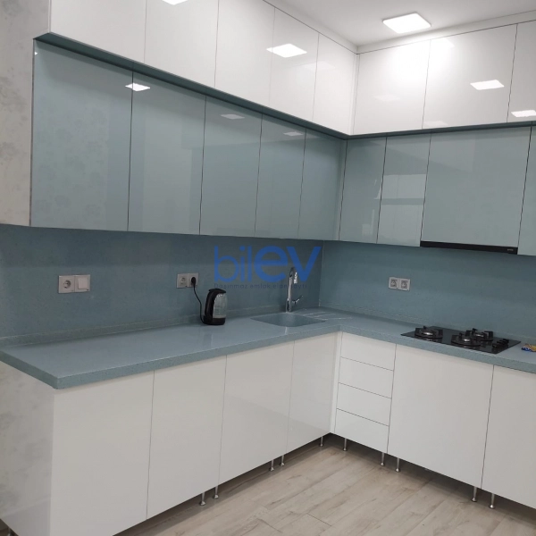 Aylıq Kirayə 3 otaqlı Yeni Tikili bina evi  98m², Bakı