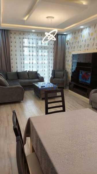 Aylıq Kirayə 3 otaqlı Yeni Tikili bina evi  98m², Bakı