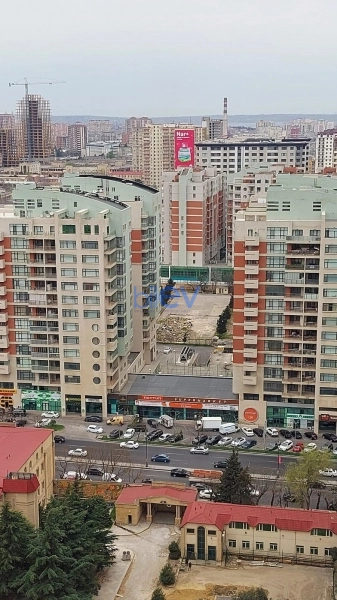 Aylıq Kirayə 3 otaqlı Yeni Tikili bina evi  98m², Bakı