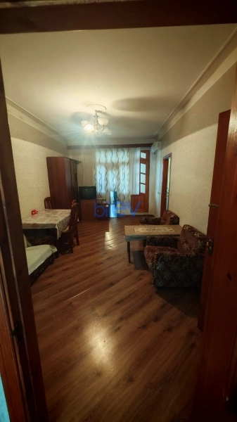 Aylıq Kirayə 2 otaqlı Köhnə Tikili bina evi  50m², Bakı