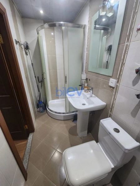 Aylıq Kirayə 2 otaqlı Köhnə Tikili bina evi  50m², Bakı