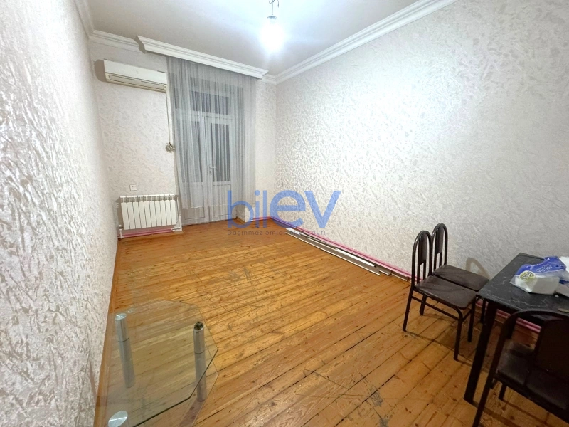 Aylıq Kirayə 2 otaqlı Köhnə Tikili bina evi  70m², Bakı