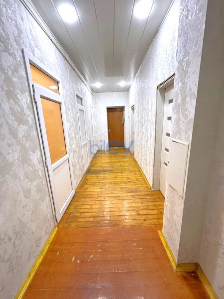 Aylıq Kirayə 2 otaqlı Köhnə Tikili bina evi  70m², Bakı