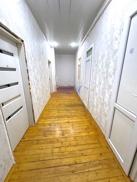 Aylıq Kirayə 2 otaqlı Köhnə Tikili bina evi  70m², Bakı