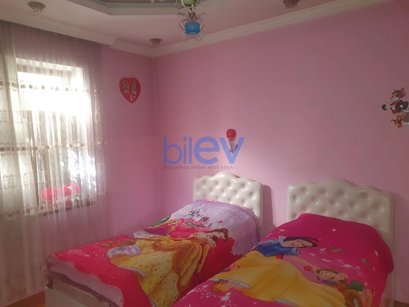 Satış 8 otaqlı Həyət evi  210m², Bakı