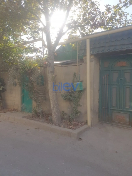 Satış 8 otaqlı Həyət evi  210m², Bakı