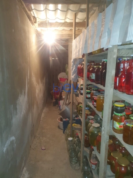 Satış 8 otaqlı Həyət evi  210m², Bakı