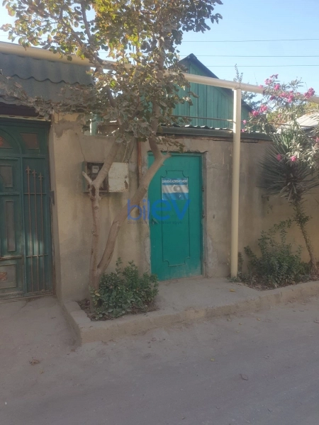 Satış 8 otaqlı Həyət evi  210m², Bakı