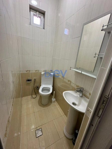 Aylıq Kirayə 4 otaqlı Həyət evi  120m², Bakı