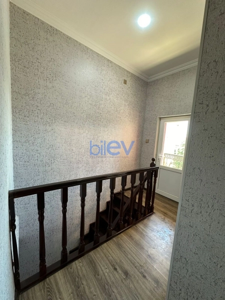 Aylıq Kirayə 4 otaqlı Həyət evi  120m², Bakı