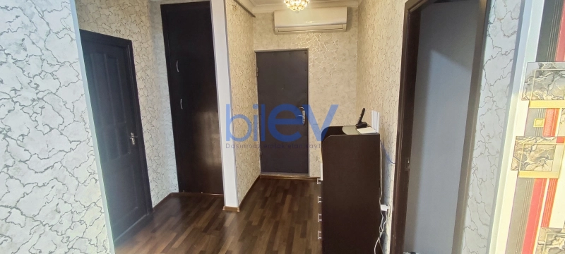 Satış 3 otaqlı Köhnə Tikili bina evi  67m², Bakı