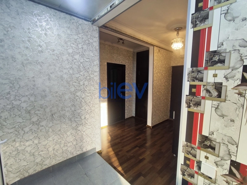 Satış 3 otaqlı Köhnə Tikili bina evi  67m², Bakı