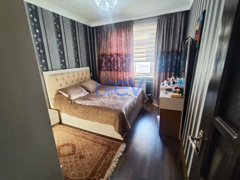 Satış 3 otaqlı Köhnə Tikili bina evi  67m², Bakı