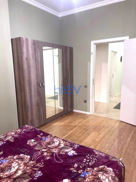 Aylıq Kirayə 2 otaqlı Yeni Tikili bina evi  90m², Bakı