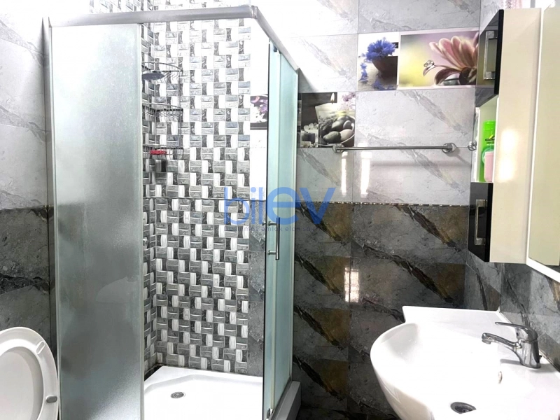 Aylıq Kirayə 2 otaqlı Yeni Tikili bina evi  90m², Bakı