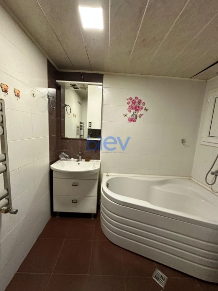 Satış 3 otaqlı Yeni Tikili bina evi  70m², Xırdalan