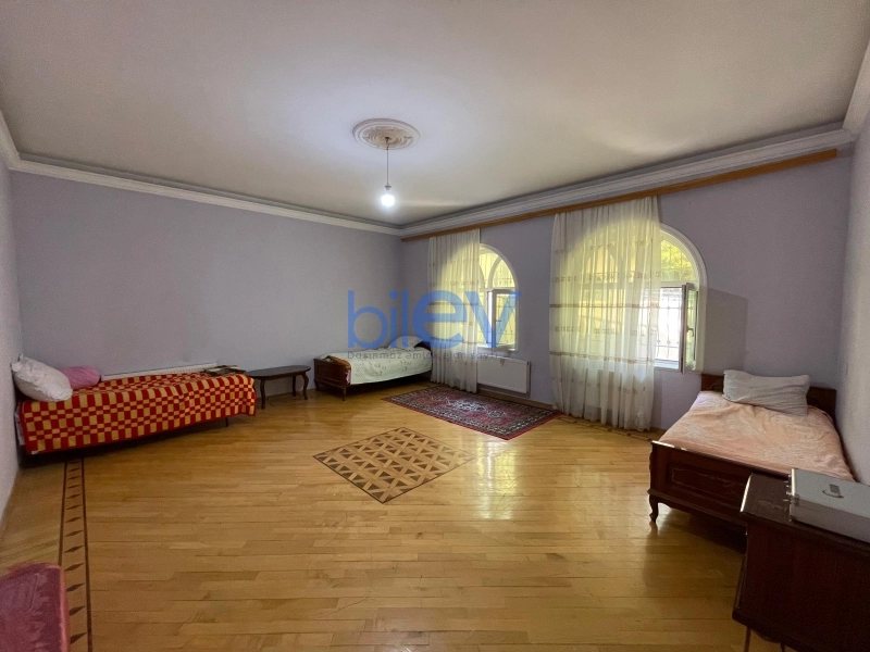 Satış 6 otaqlı Həyət evi  750m², Bakı