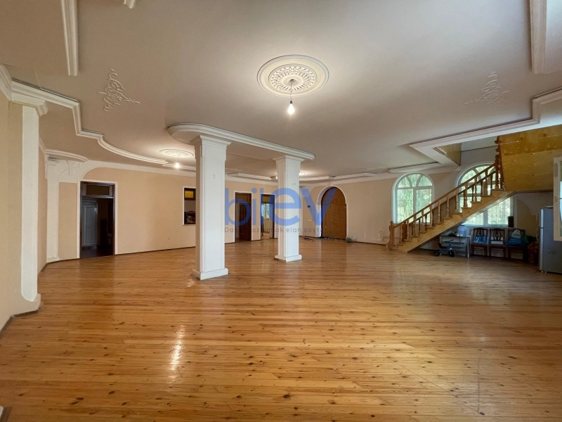 Satış 6 otaqlı Həyət evi  750m², Bakı
