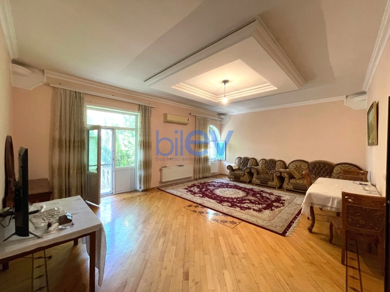 Satış 6 otaqlı Həyət evi  750m², Bakı