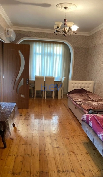 Aylıq Kirayə 2 otaqlı Köhnə Tikili bina evi  55m², Bakı