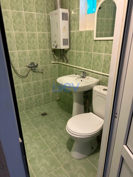 Aylıq Kirayə 1 otaqlı Köhnə Tikili bina evi  40m², Bakı
