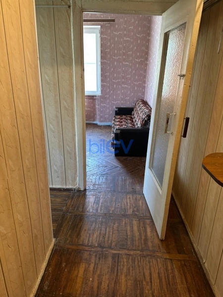 Aylıq Kirayə 1 otaqlı Köhnə Tikili bina evi  40m², Bakı