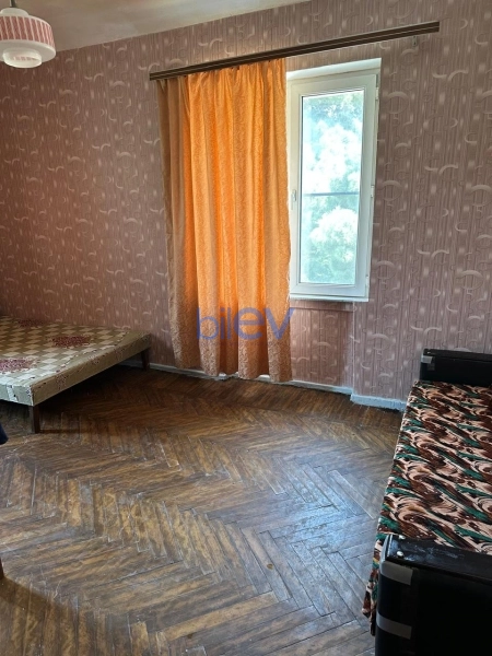 Aylıq Kirayə 1 otaqlı Köhnə Tikili bina evi  40m², Bakı