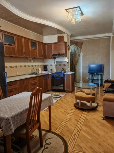 Satış 2 otaqlı Yeni Tikili bina evi  96m², Bakı