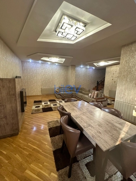 Satış 4 otaqlı Villa  140m², Xırdalan