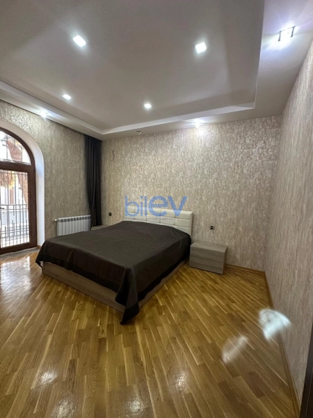 Satış 4 otaqlı Villa  140m², Xırdalan